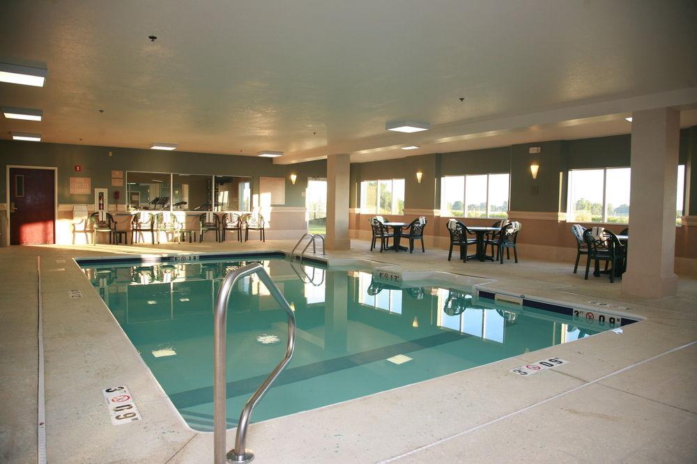 Holiday Inn Express Fort Wayne - East - New Haven By Ihg Exteriör bild