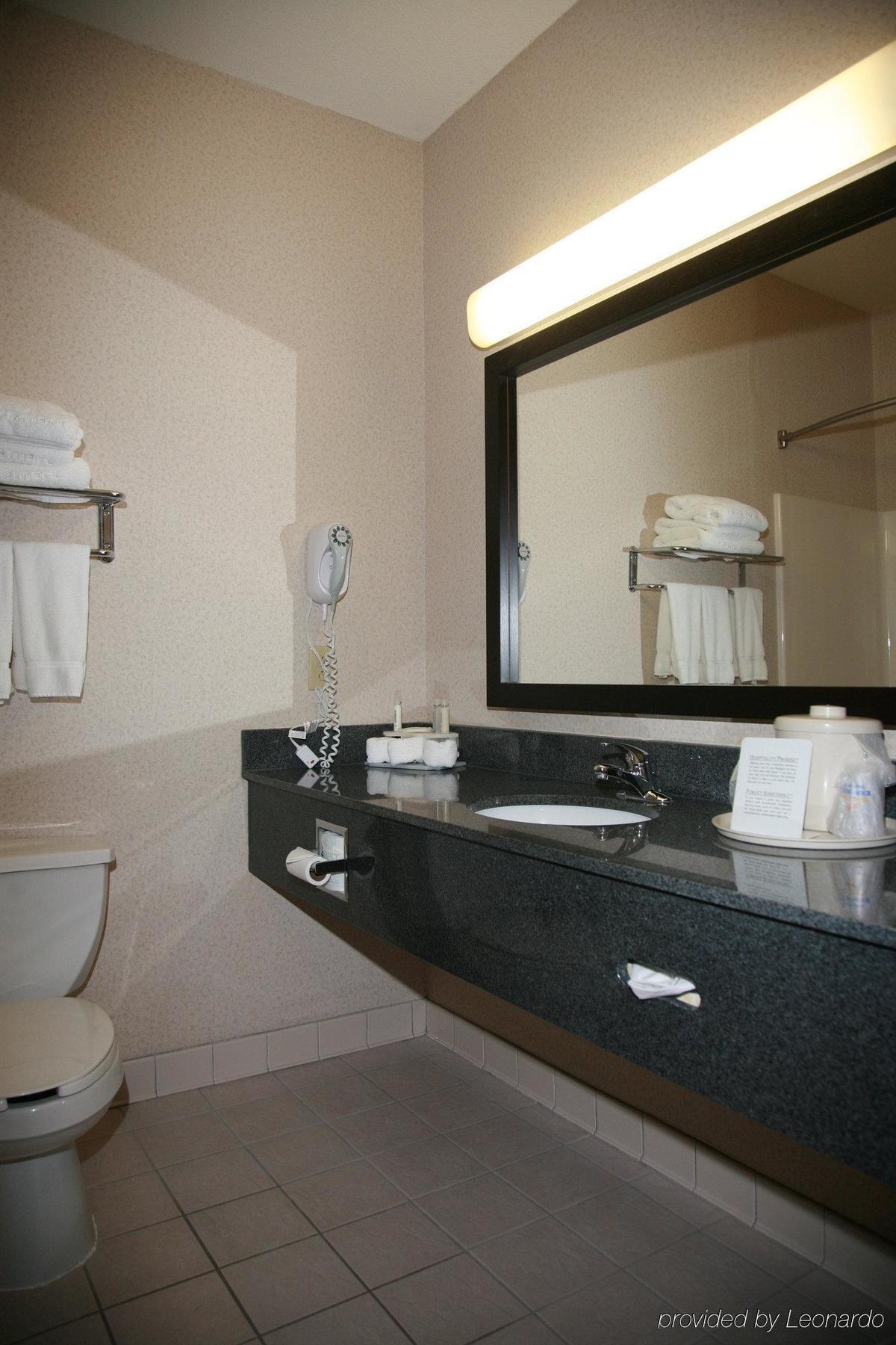 Holiday Inn Express Fort Wayne - East - New Haven By Ihg Exteriör bild