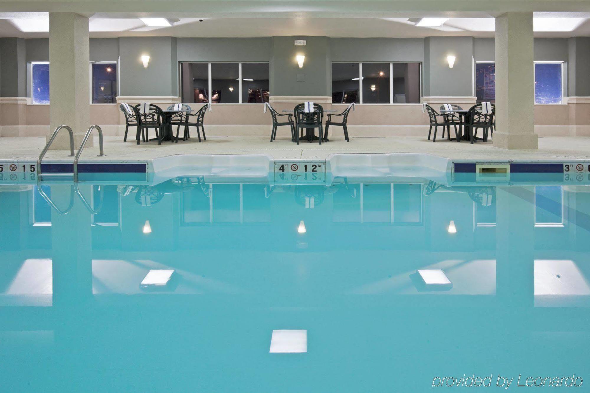Holiday Inn Express Fort Wayne - East - New Haven By Ihg Exteriör bild